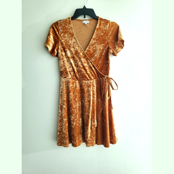 love, Fire Dresses & Skirts - Crushed Velvet mini Dress